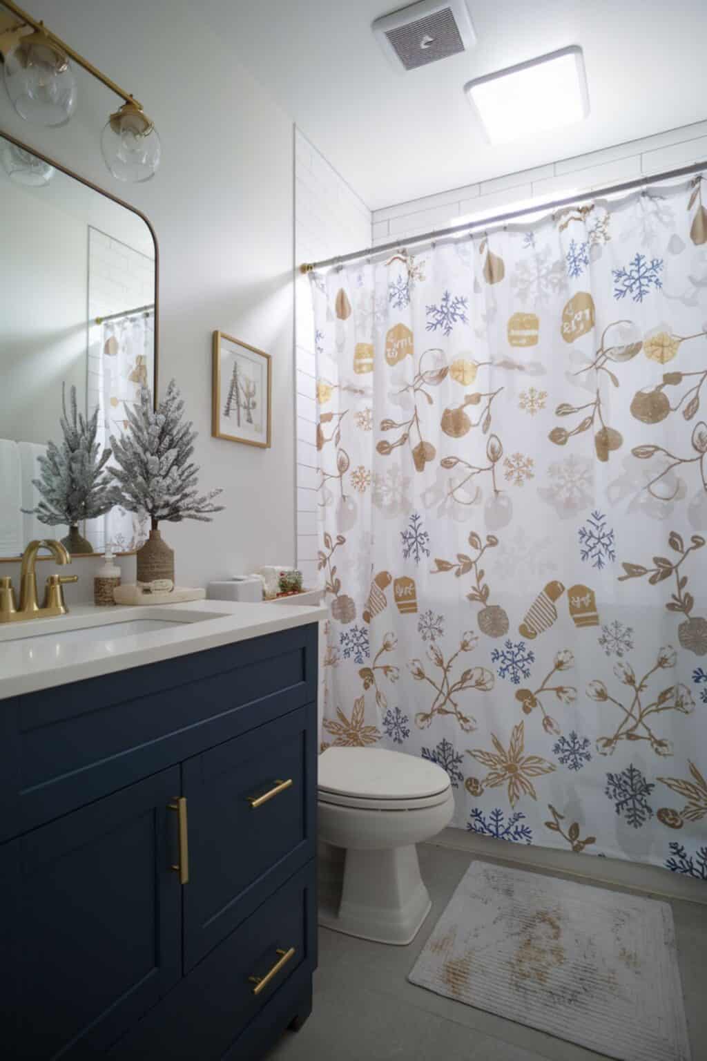 15 Festive Christmas Bathroom Decor Ideas You'll Love