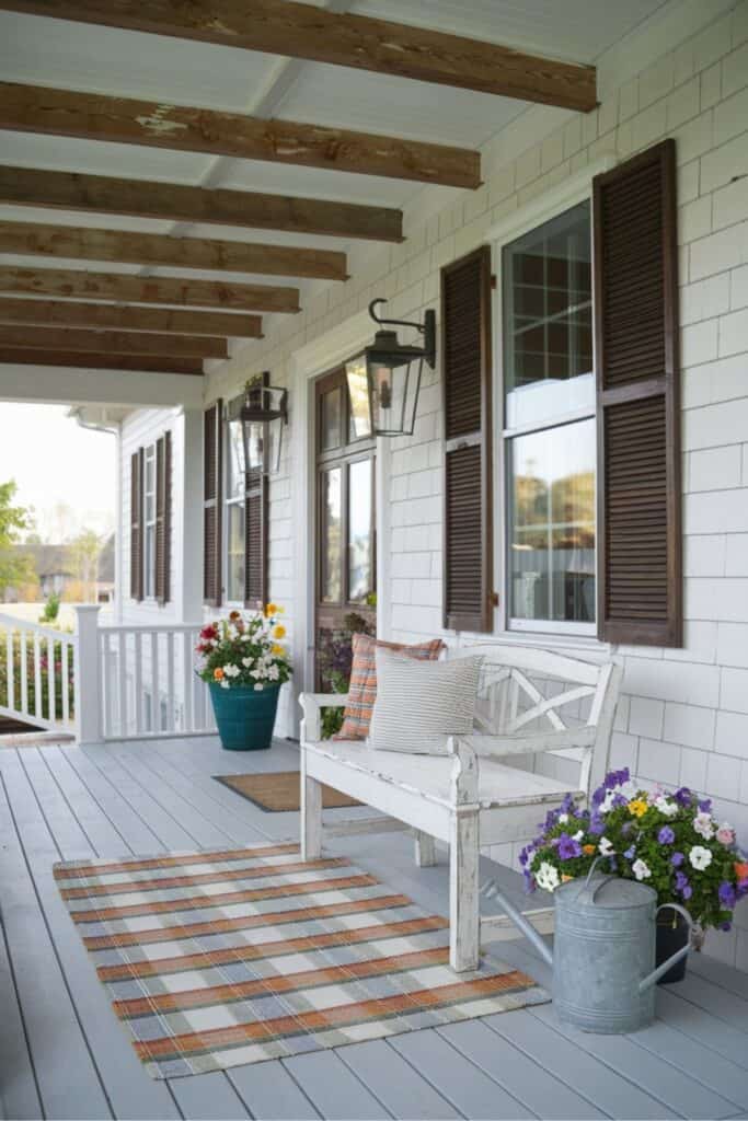 Farmhouse Front Porches For a Cozy Welcome - Abloom Decor