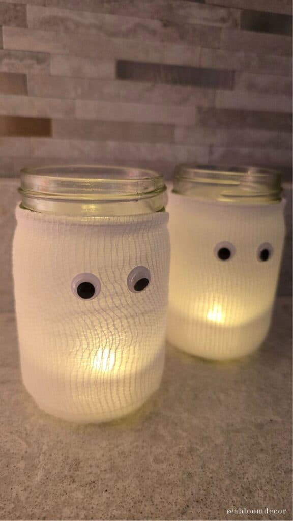 DIY Halloween Ghost Mason Jar Idea
